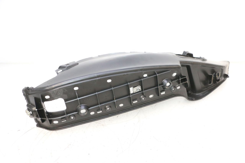 photo de PODNÓŻEK PRAWY PIAGGIO MP3 RL 250 (2006 - 2010) - Zoom stanu zużycia
