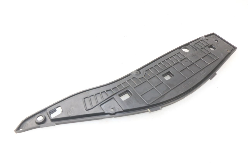 photo de PODNÓŻEK PRAWY GILERA NEXUS 125 (2009 - 2013) - Inny kąt widzenia