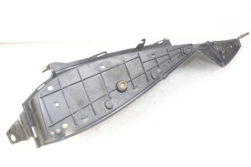 photo de PODNÓŻEK PRAWY PEUGEOT SATELIS 125 (2006 - 2009) - Zoom stanu zużycia