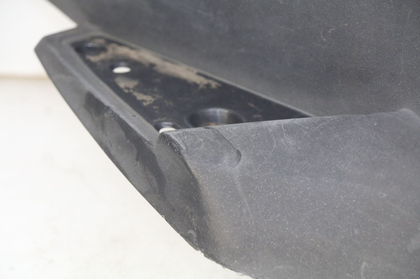 photo de PODNÓŻEK PRAWY PEUGEOT SATELIS 125 (2006 - 2009) - Punkty mocowania