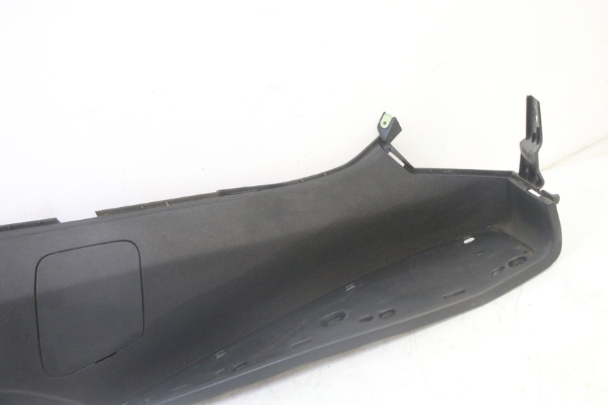 photo de PODNÓŻEK PRAWY PEUGEOT SATELIS 125 (2013 - 2018) - Zoom stanu zużycia