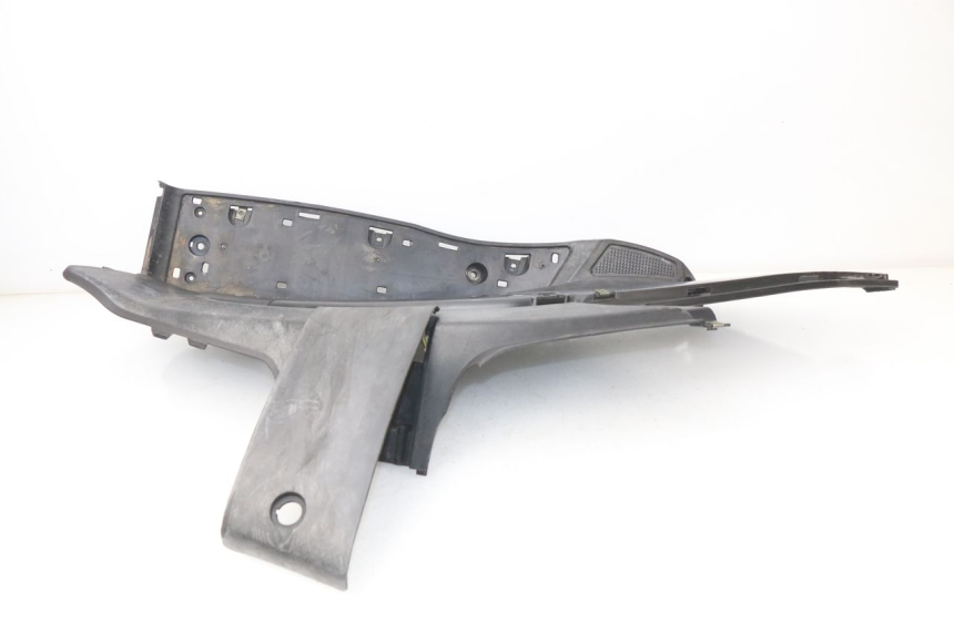 photo de PODNÓŻEK PRAWY RAZZO STEED 125 (2012 - 2018) - Zbliżenie techniczne