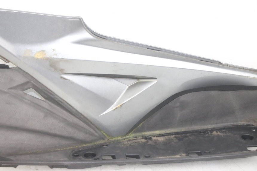 photo de PODNÓŻEK PRAWY KYMCO X-CITING XCITING 400 (2014 - 2018) - Szczegóły charakterystyczne