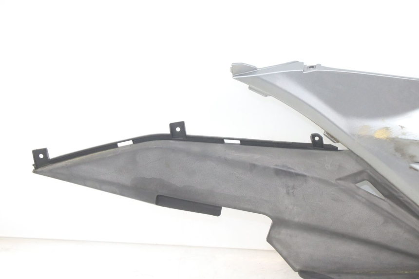 photo de PODNÓŻEK PRAWY KYMCO X-CITING XCITING 400 (2014 - 2018) - Widok z bliska