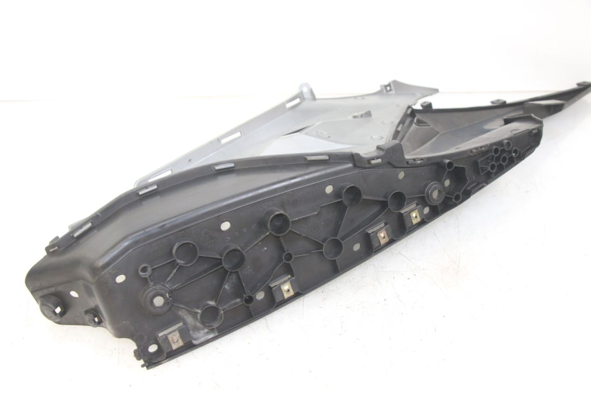 photo de PODNÓŻEK PRAWY KYMCO X-CITING XCITING 400 (2014 - 2018) - Zbliżenie techniczne