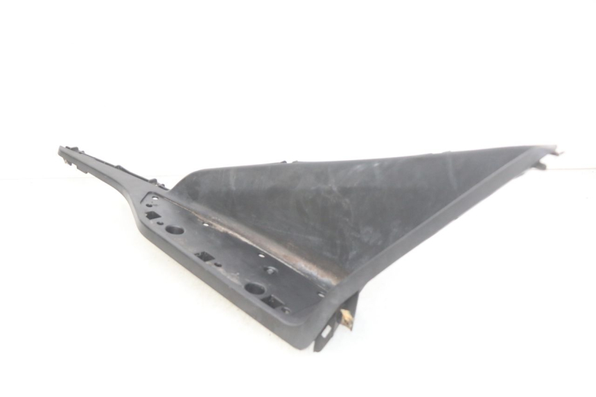 photo de PODNÓŻEK PRAWY KYMCO X-TOWN XTOWN 125 (2016 - 2021) - Zbliżenie techniczne