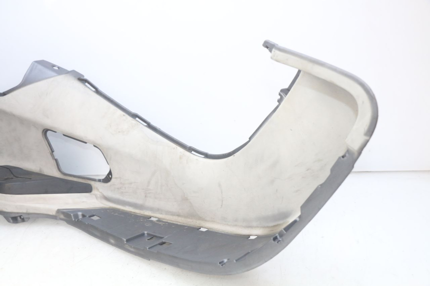 photo de PODNÓŻEK PRAWY PIAGGIO X9 EVOLUTION 250 (2003 - 2007) - Stan powierzchni