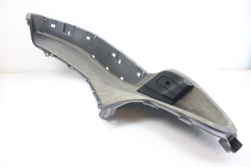 photo de PODNÓŻEK PRAWY PIAGGIO X9 EVOLUTION 125 (2003 - 2007) - Zoom stanu zużycia