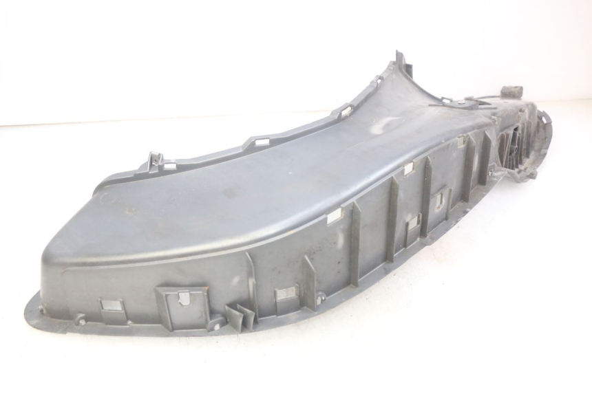 photo de PODNÓŻEK PRAWY PIAGGIO X9 EVOLUTION 125 (2003 - 2007) - Zoom stanu zużycia