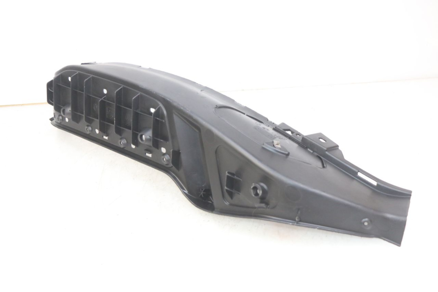 photo de PODNÓŻEK PRAWY PIAGGIO XEVO - X EVO 125 (2007 - 2017) - Inny kąt widzenia