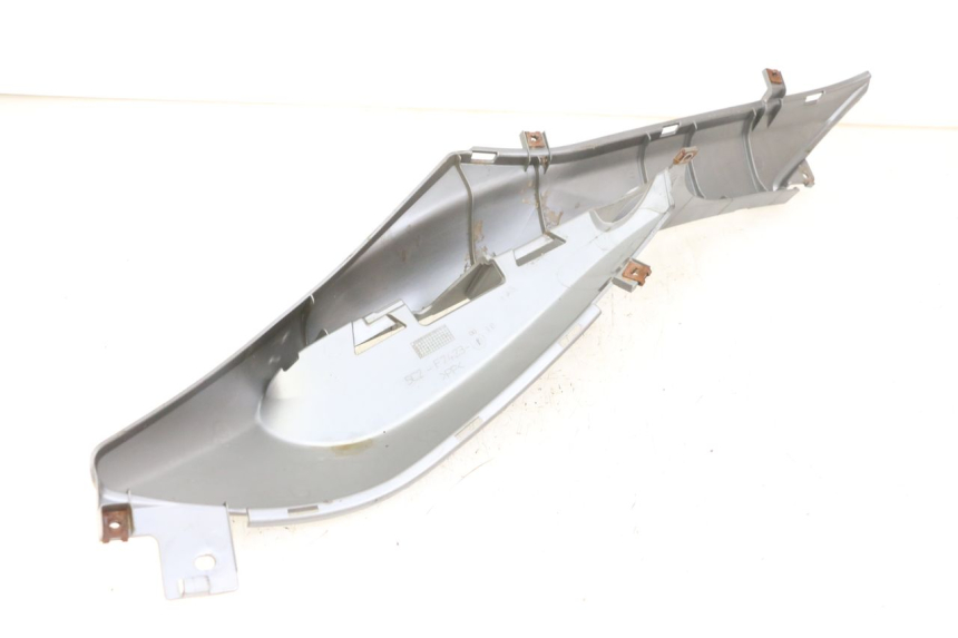 photo de PODNÓŻEK PRAWY YAMAHA NEOS NEO'S 4T 50 (2008 - 2016) - Zbliżenie techniczne