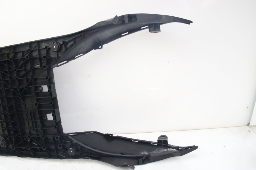 photo de STOPIEŃ PODNÓŻEK YAMAHA D'ELIGHT DELIGHT 125 (2017 - 2020) - Punkty mocowania