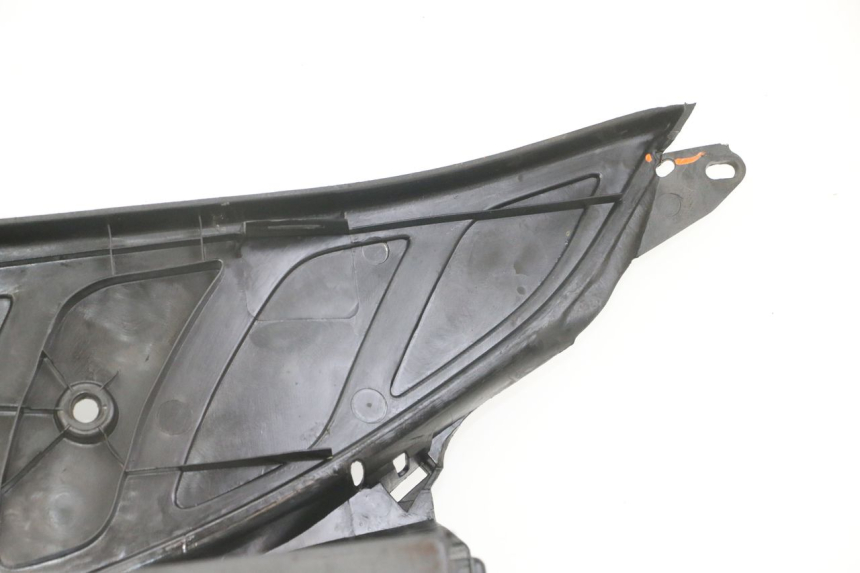 photo de STOPIEŃ PODNÓŻEK PEUGEOT ELYSEO 125 (1999 - 2004) - Kontrola wizualna