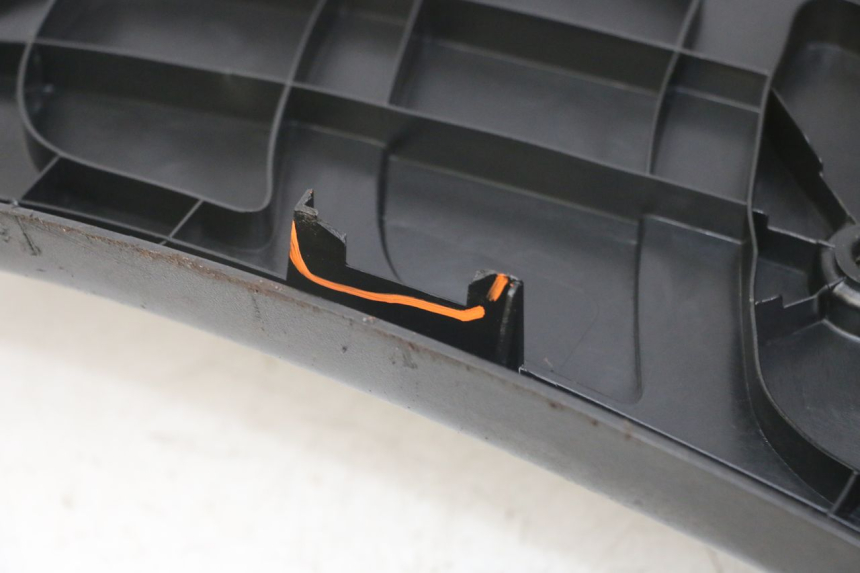 photo de STOPIEŃ PODNÓŻEK PEUGEOT ELYSEO 125 (1999 - 2004) - Oznaczenia i referencje