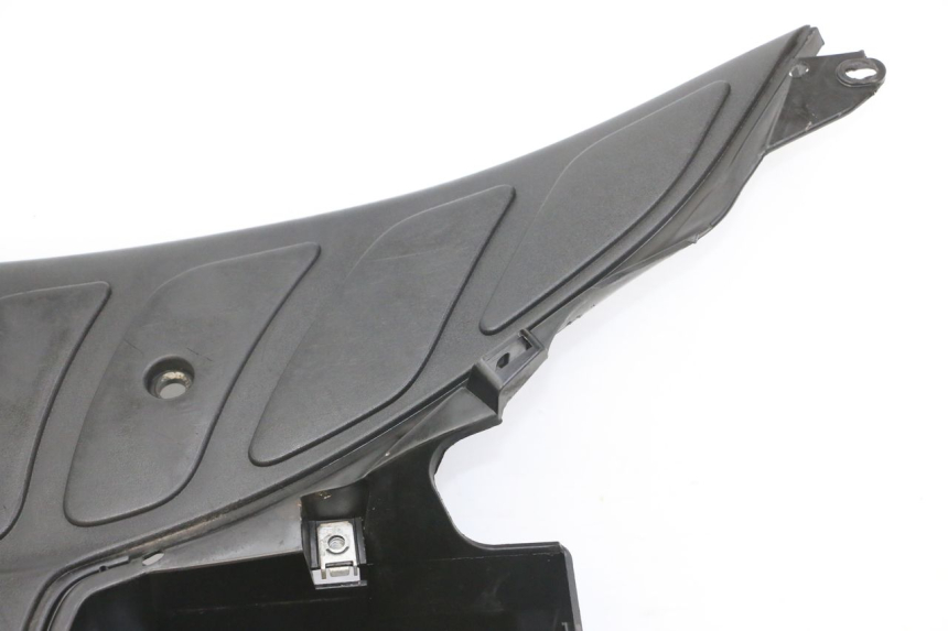 photo de STOPIEŃ PODNÓŻEK PEUGEOT ELYSTAR 125 (2002 - 2007) - Widok z bliska