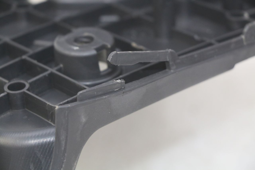 photo de STOPIEŃ PODNÓŻEK JM MOTORS EVOLIS 4T 50 (2018 - 2022) - Zoom stanu zużycia