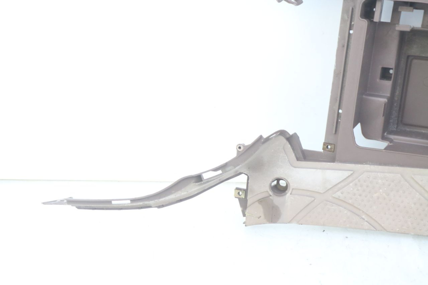 photo de STOPIEŃ PODNÓŻEK SYM FIDDLE 2 125 (2010 - 2013) - Zbliżenie komponentów