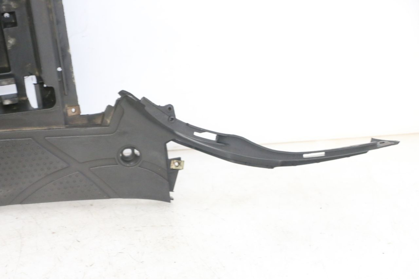 photo de STOPIEŃ PODNÓŻEK SYM FIDDLE 2 S 125 (2012 - 2014) - Zbliżenie komponentów