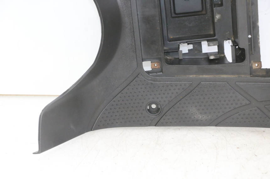 photo de STOPIEŃ PODNÓŻEK SYM FIDDLE 2 S 125 (2012 - 2014) - Widok z bliska