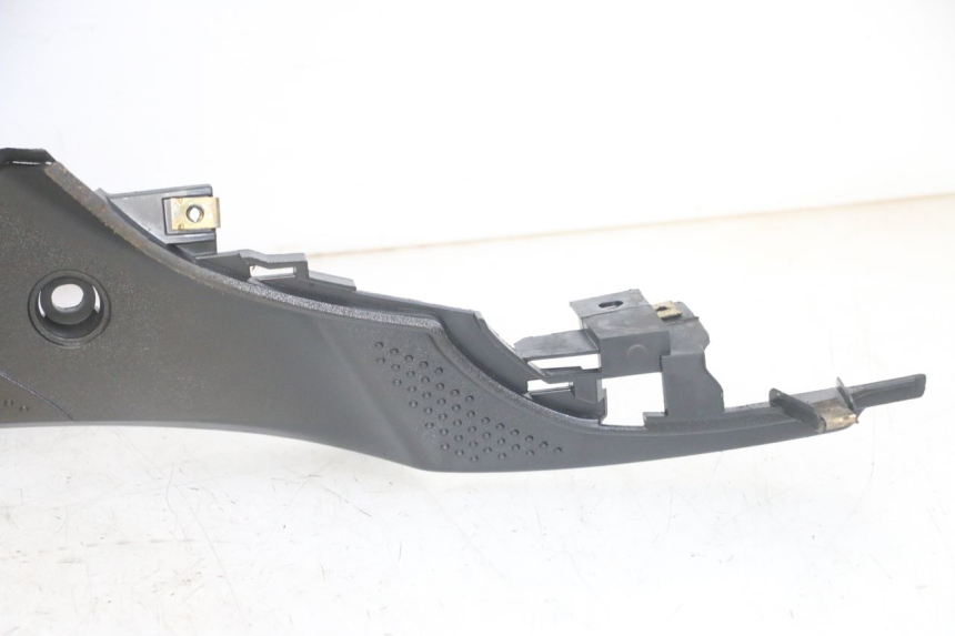 photo de STOPIEŃ PODNÓŻEK SYM FIDDLE 3 III 50 (2014 - 2020) - Zbliżenie komponentów