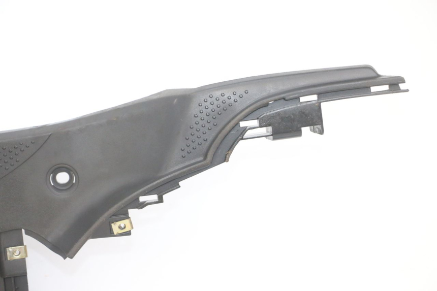 photo de STOPIEŃ PODNÓŻEK SYM FIDDLE 3 III 50 (2014 - 2020) - Widok z bliska