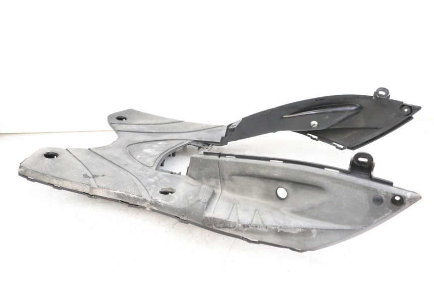 photo de STOPIEŃ PODNÓŻEK MBK FLAME X 125 (2007 - 2016) - Zbliżenie techniczne