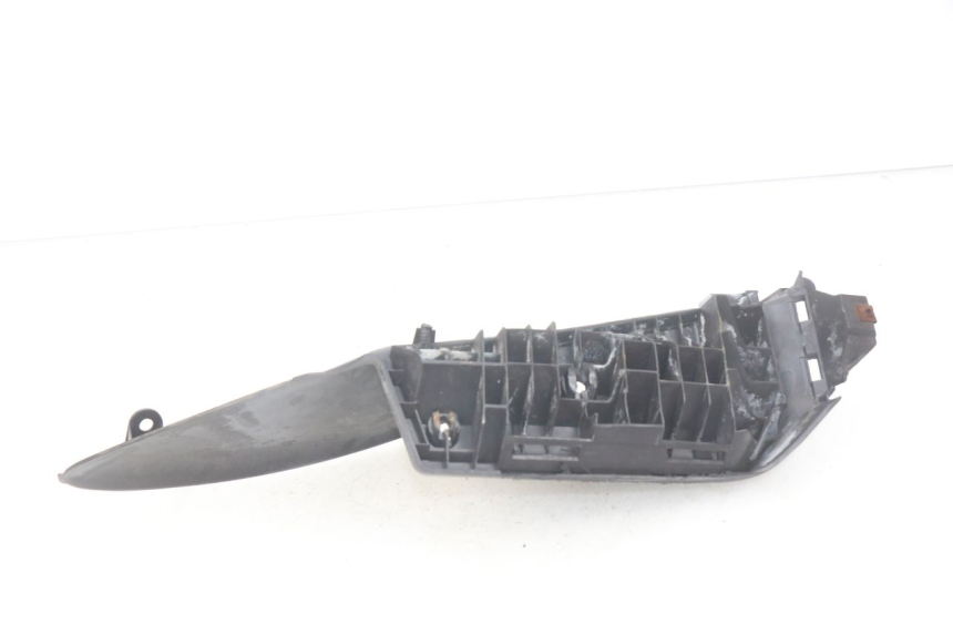 photo de LEWE PODNÓŻEK SUZUKI BURGMAN 125 (2007 - 2014) - Szczegół części