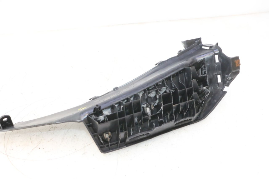 photo de LEWE PODNÓŻEK SUZUKI BURGMAN 125 (2007 - 2014) - Inny kąt widzenia