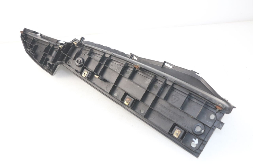 photo de LEWE PODNÓŻEK KYMCO DINK STREET 125 (2009 - 2014) - Zbliżenie techniczne