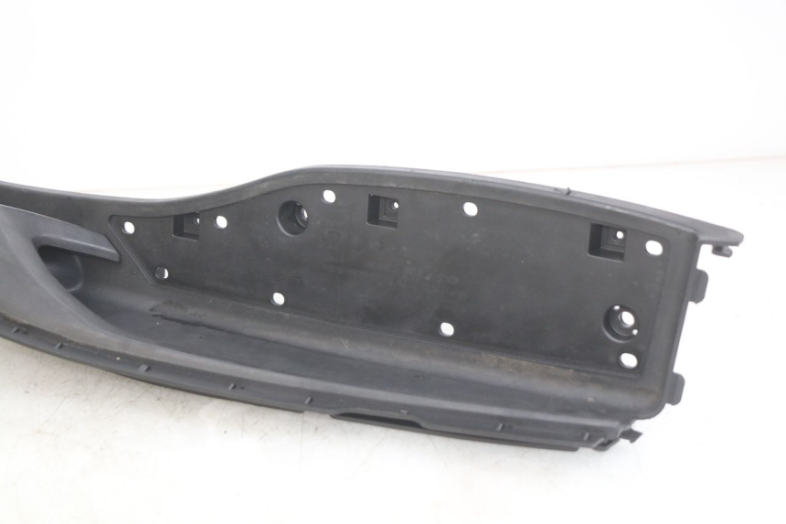 photo de LEWE PODNÓŻEK KYMCO DOWNTOWN ABS 125 (2015 - 2017) - Zbliżenie techniczne