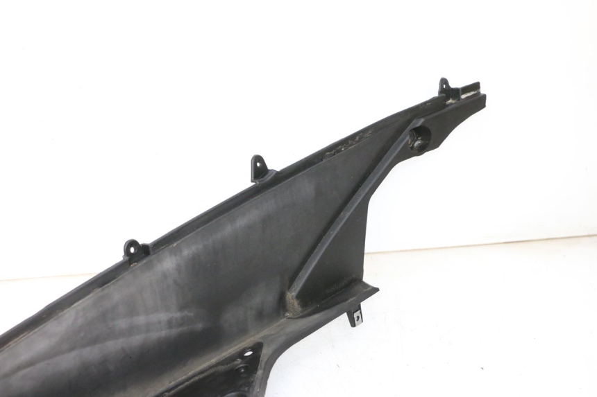 photo de LEWE PODNÓŻEK JM MOTORS GTS 125 (2015 - 2019) - Szczegóły charakterystyczne