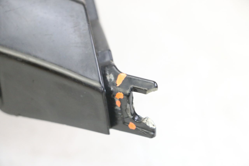 photo de LEWE PODNÓŻEK PIAGGIO IE MP3 YOURBAN 300 (2011 - 2016) - Zbliżenie komponentów