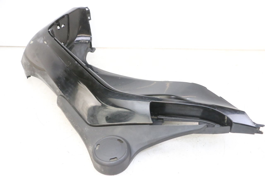 photo de LEWE PODNÓŻEK PIAGGIO IE MP3 YOURBAN 300 (2011 - 2016) - Widok z bliska