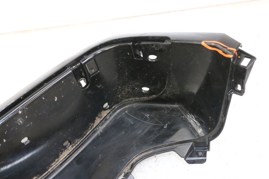 photo de LEWE PODNÓŻEK PIAGGIO IE MP3 YOURBAN 300 (2011 - 2016) - Zoom stanu zużycia