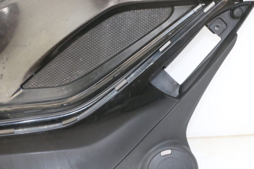 photo de LEWE PODNÓŻEK PIAGGIO IE MP3 YOURBAN 300 (2011 - 2016) - Widok główny