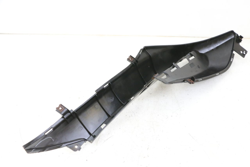 photo de LEWE PODNÓŻEK MBK OVETTO ONE 2T 50 (2013 - 2017) - Zbliżenie techniczne