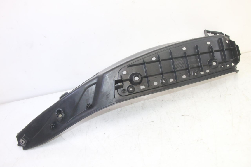 photo de LEWE PODNÓŻEK PIAGGIO MP3 HPE 350 (2018 - 2020) - Widok ogólny