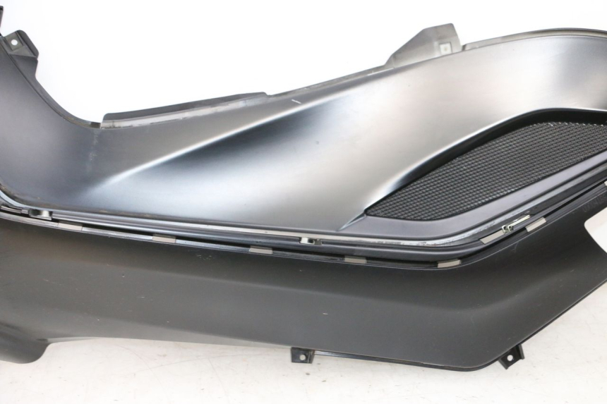 photo de LEWE PODNÓŻEK PIAGGIO MP3 HPE 300 (2019 - 2026) - Zdjęcie dodatkowe