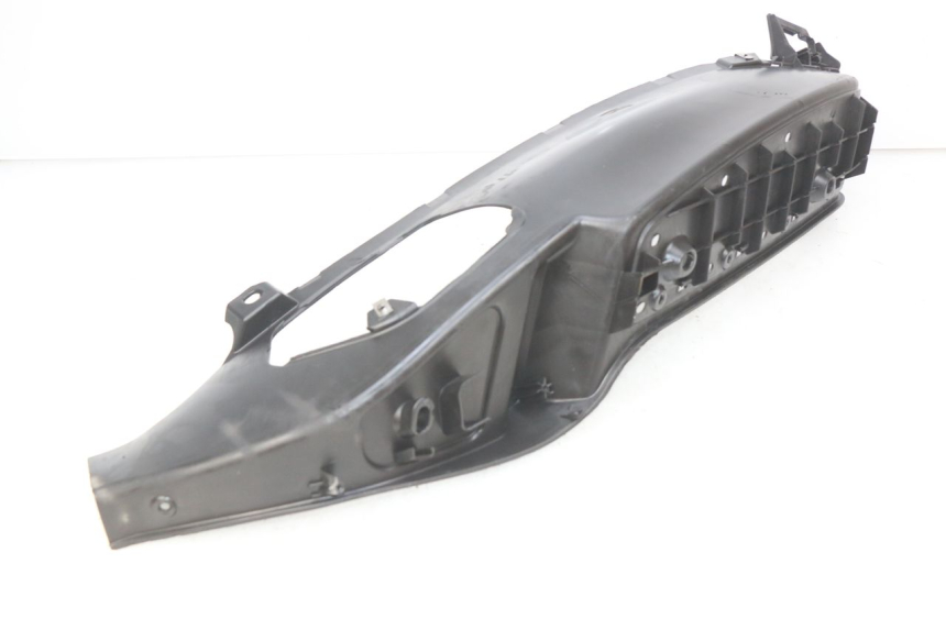 photo de LEWE PODNÓŻEK PIAGGIO MP3 LT 300 (2010 - 2016) - Szczegół części