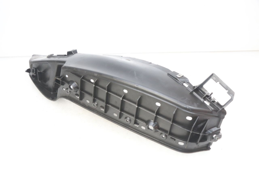 photo de LEWE PODNÓŻEK PIAGGIO MP3 LT 300 (2010 - 2016) - Zoom stanu zużycia