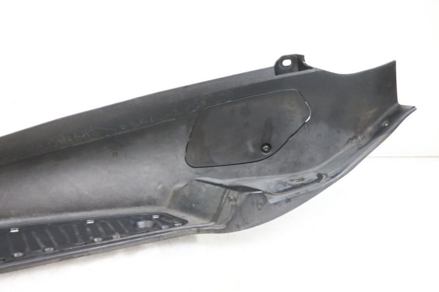 photo de LEWE PODNÓŻEK PIAGGIO MP3 125 (2006 - 2014) - Inny kąt widzenia