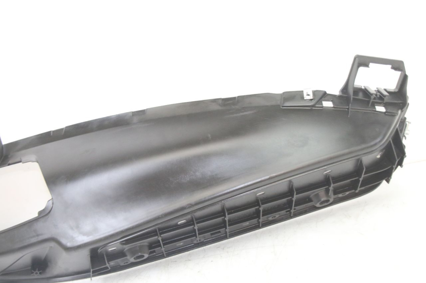 photo de LEWE PODNÓŻEK PIAGGIO MP3 500 (2014 - 2017) - Punkty mocowania