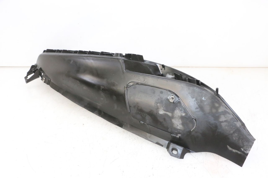 photo de LEWE PODNÓŻEK PIAGGIO MP3 500 (2011 - 2015) - Inny kąt widzenia