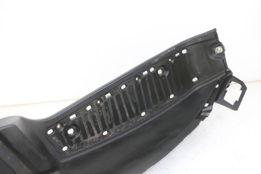 photo de LEWE PODNÓŻEK PIAGGIO MP3 500 (2011 - 2015) - Punkty mocowania