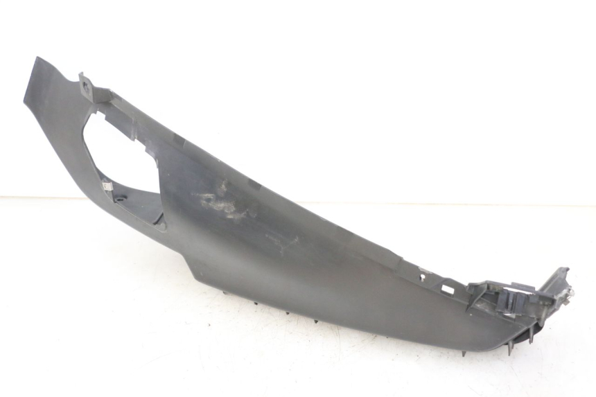 photo de LEWE PODNÓŻEK PIAGGIO MP3 RL 250 (2006 - 2010) - Zbliżenie techniczne