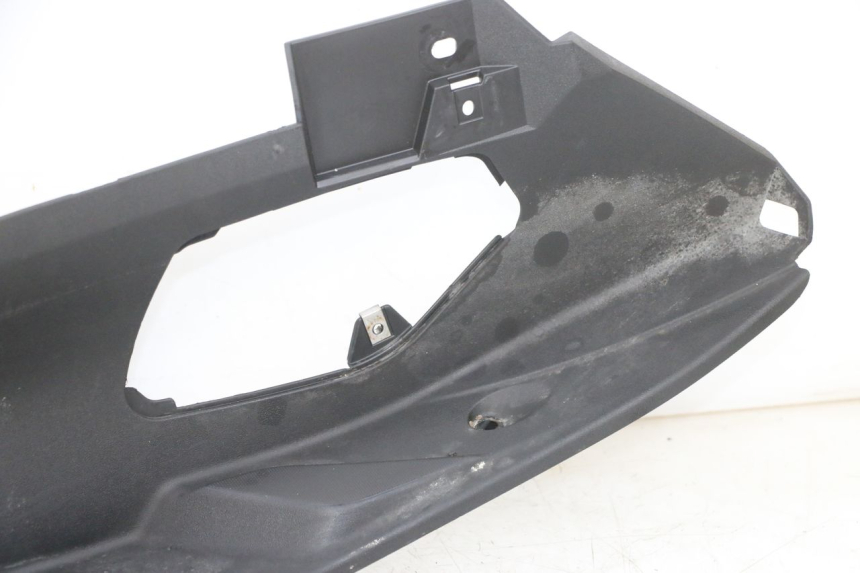 photo de LEWE PODNÓŻEK PIAGGIO MP3 500 (2016 - 2018) - Zoom stanu zużycia