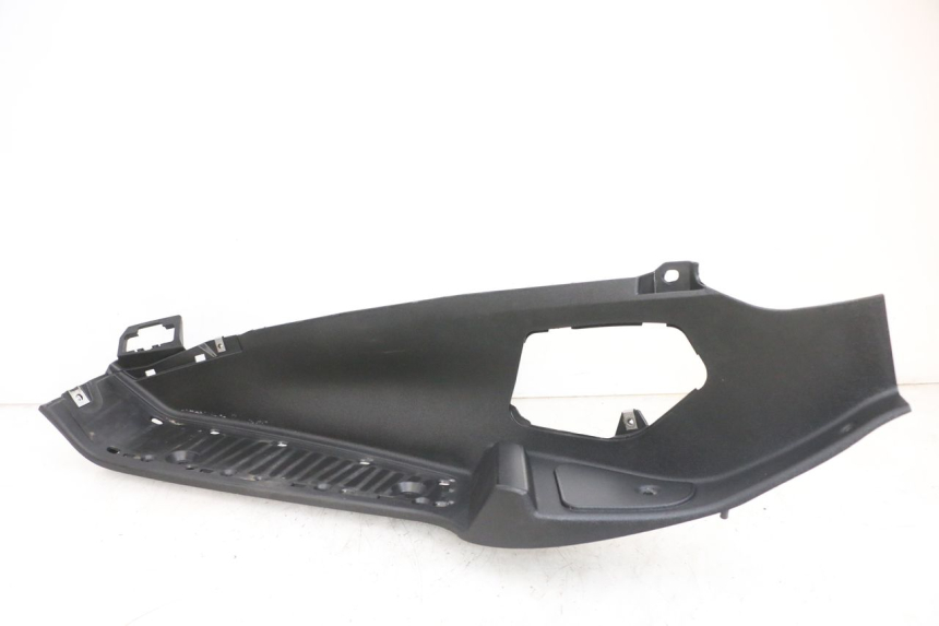 photo de LEWE PODNÓŻEK PIAGGIO MP3 RL 250 (2006 - 2010) - Punkty mocowania