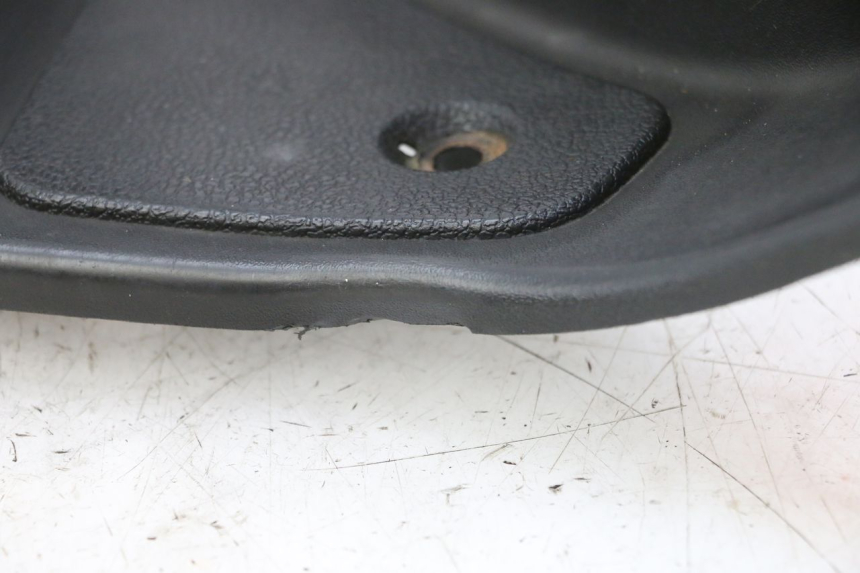 photo de LEWE PODNÓŻEK PIAGGIO X8 125 (2004 - 2007) - Oznaczenia i referencje