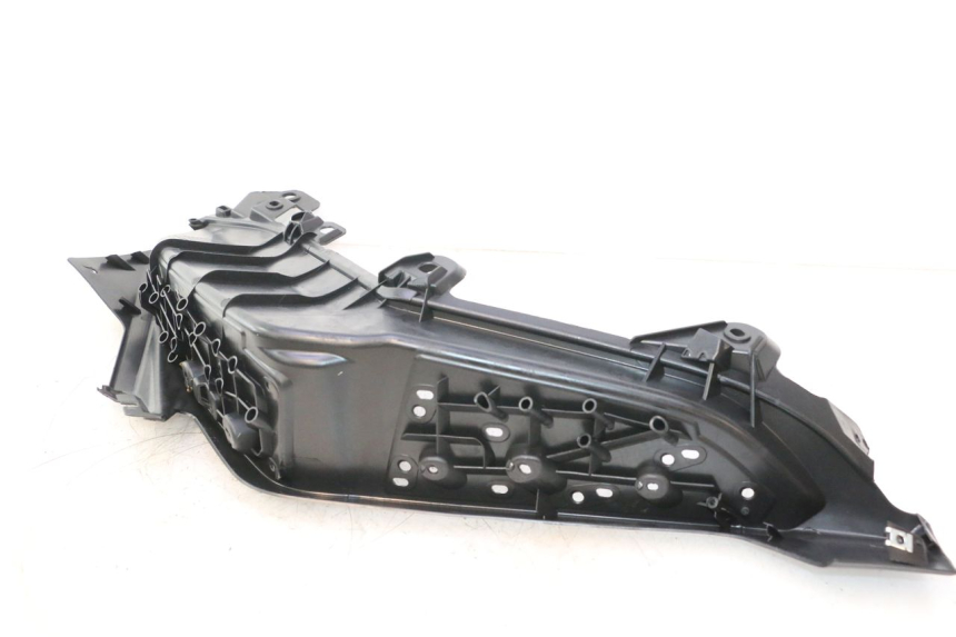 photo de LEWE PODNÓŻEK JM MOTORS R-MAX TECH 50 (2024 - 2026) - Punkty mocowania