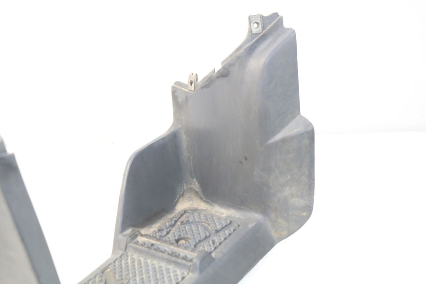 photo de LEWE PODNÓŻEK ADLY RS SUPERSONIC 50 (2005 - 2010) - Stan powierzchni